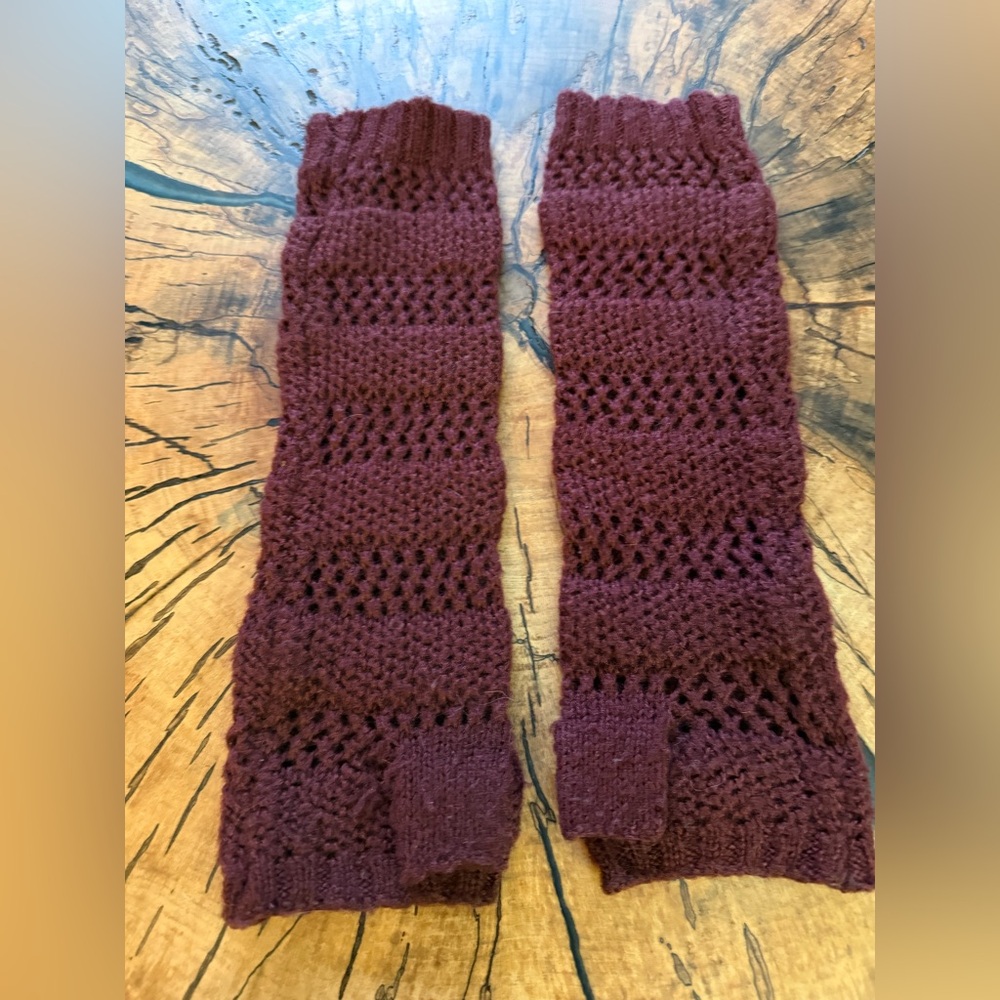 Knitted Winter Accessory Bundle - Picture 5 of 7